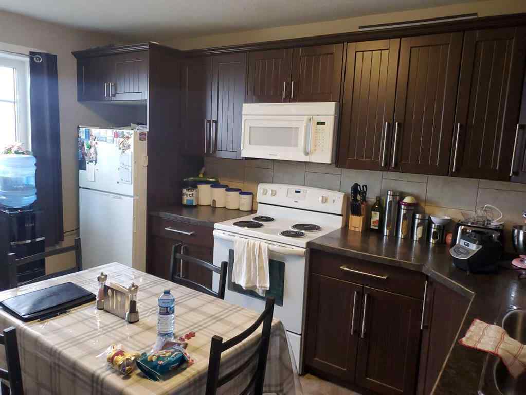 MLS® A2222687 - 511 2nd Avenue N in NONE Vauxhall, Commercial
