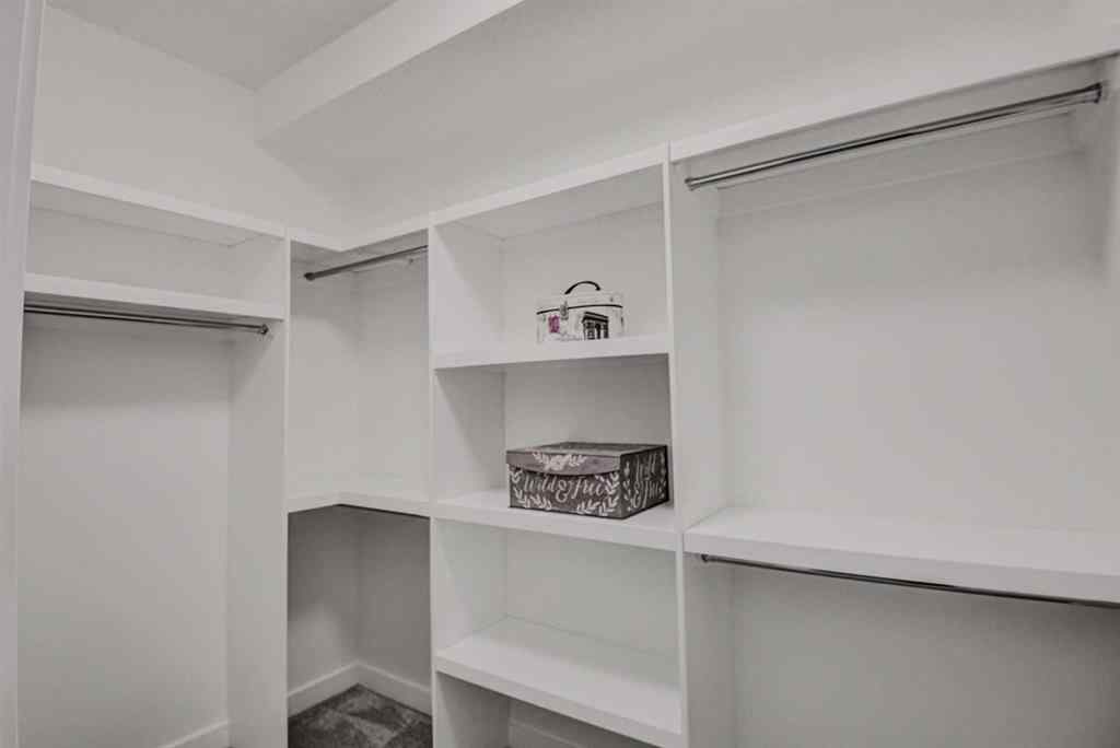 MLS® A2222733 - 1765 7 Avenue NW in Hillhurst Calgary, Residential