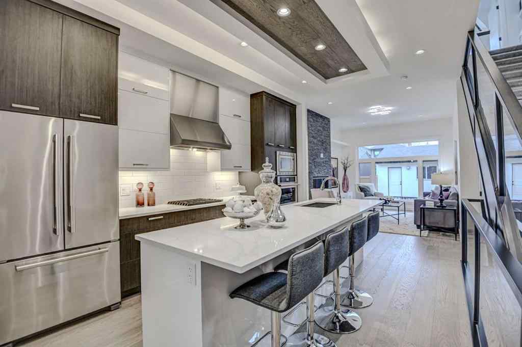 MLS® A2222733 - 1765 7 Avenue NW in Hillhurst Calgary, Residential