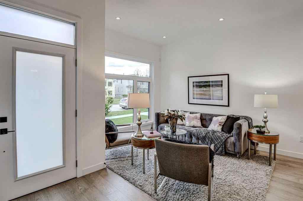 MLS® A2222733 - 1765 7 Avenue NW in Hillhurst Calgary, Residential