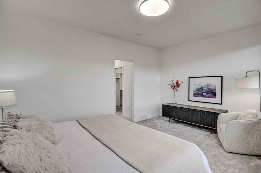 MLS® A2222733 - 1765 7 Avenue NW in Hillhurst Calgary, Residential