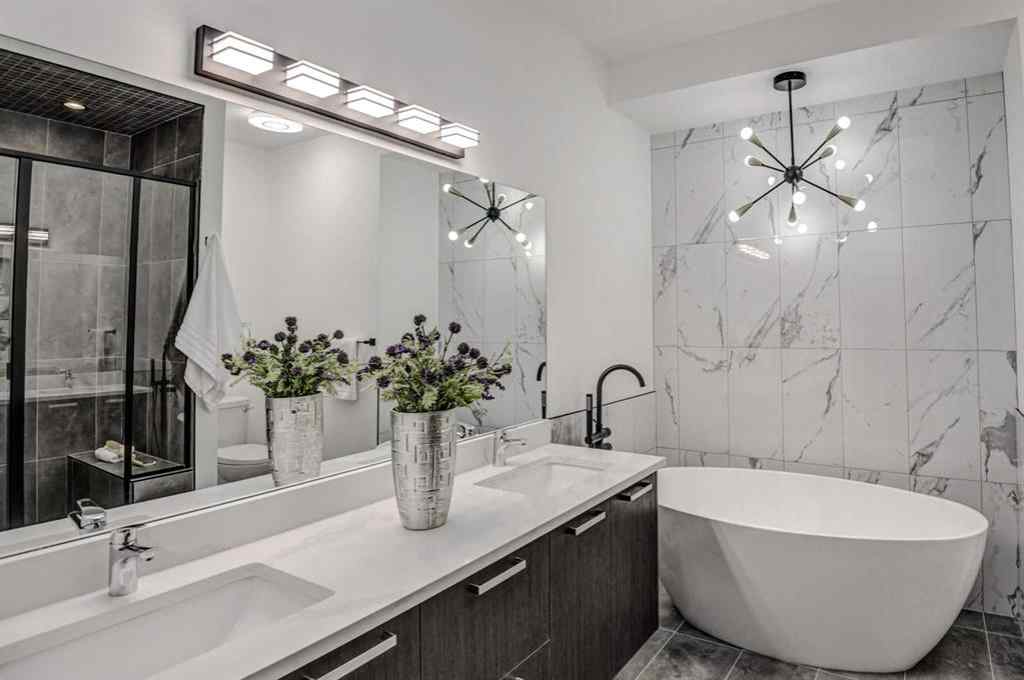 MLS® A2222733 - 1765 7 Avenue NW in Hillhurst Calgary, Residential