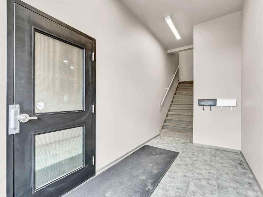 MLS® A2222745 - Unit #201 & 202 1290 Trans Canada Way SE in Southview-Park Meadows Medicine Hat, Commercial