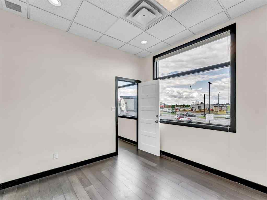 MLS® A2222745 - Unit #201 & 202 1290 Trans Canada Way SE in Southview-Park Meadows Medicine Hat, Commercial