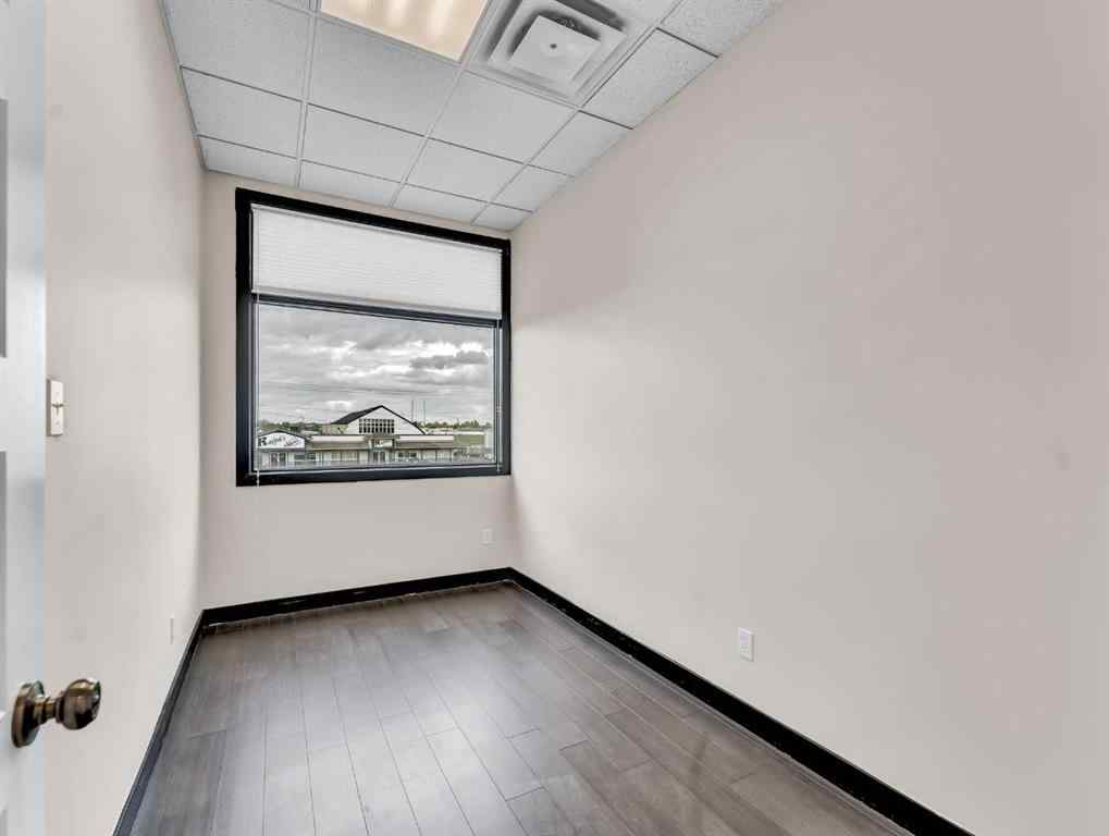 MLS® A2222745 - Unit #201 & 202 1290 Trans Canada Way SE in Southview-Park Meadows Medicine Hat, Commercial