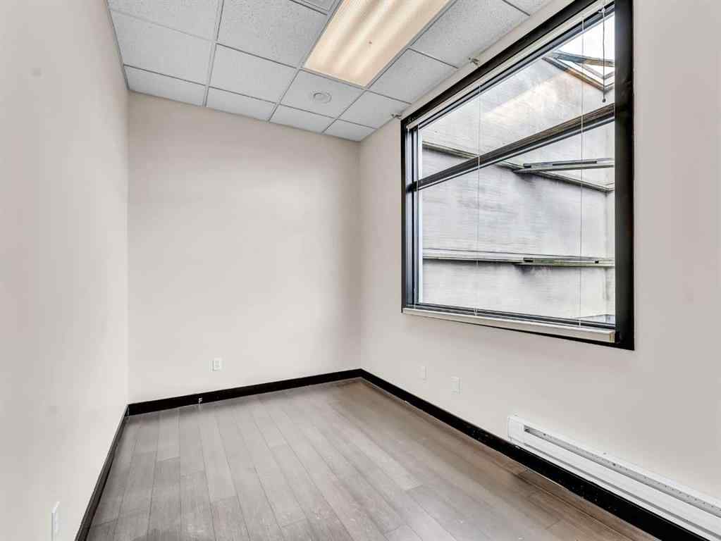 MLS® A2222745 - Unit #201 & 202 1290 Trans Canada Way SE in Southview-Park Meadows Medicine Hat, Commercial