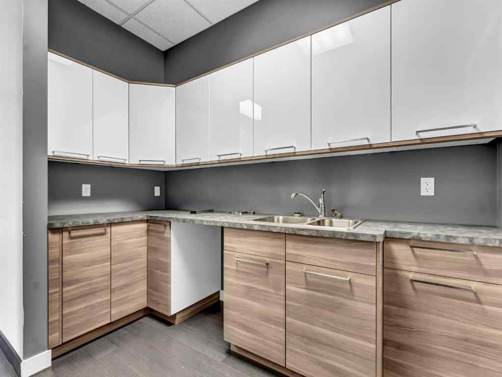 MLS® A2222745 - Unit #201 & 202 1290 Trans Canada Way SE in Southview-Park Meadows Medicine Hat, Commercial