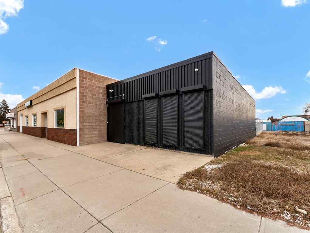 MLS® A2222789 - 745 2 Street SE in River Flats Medicine Hat, Commercial