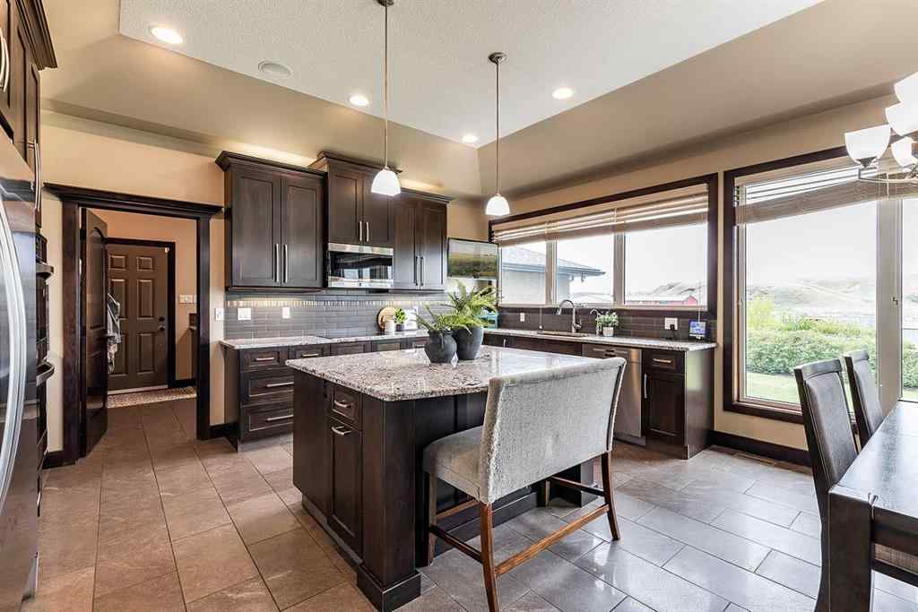 MLS® A2222810 - 11232 Black & White Trail   in NONE Rural Cypress County, Agri-Business