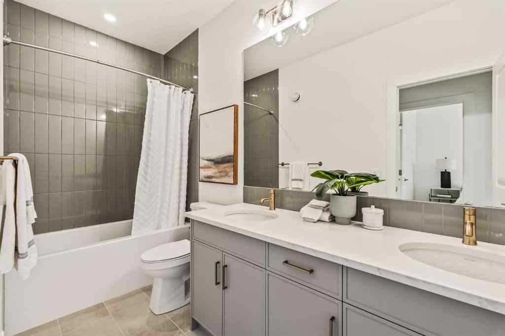 MLS® A2222843 - 27 Sovereign Heights SW in Shaganappi Calgary, Residential