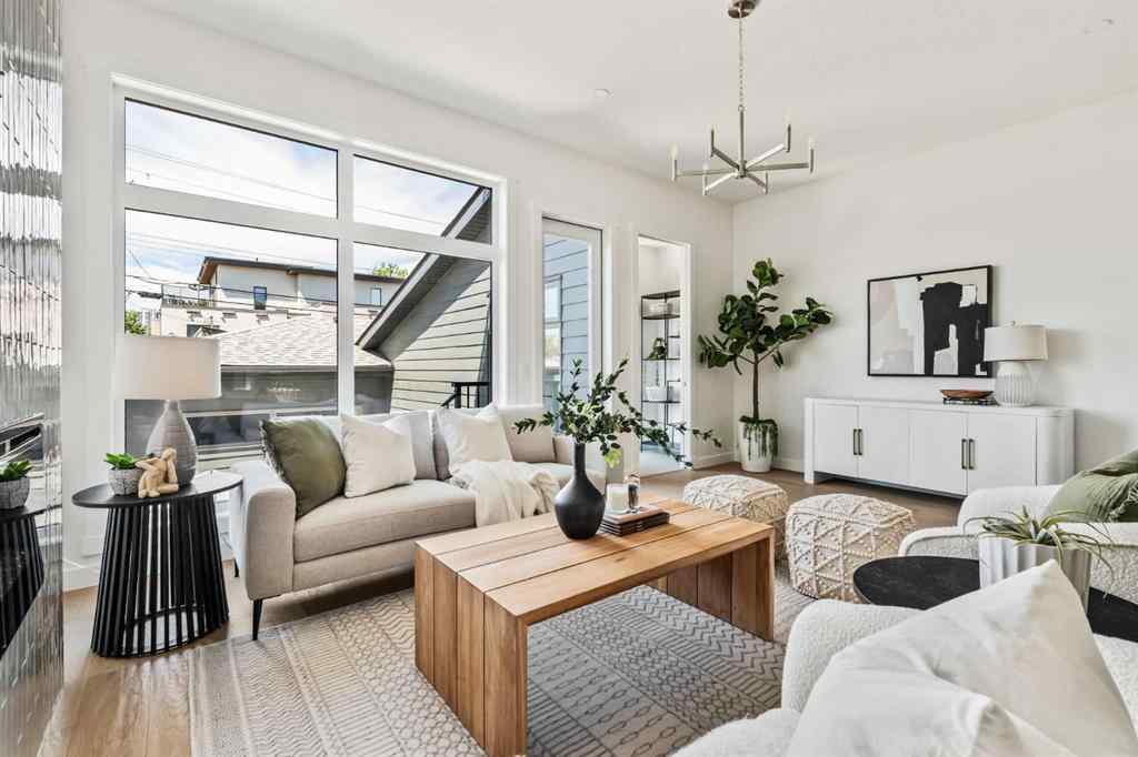 MLS® A2222843 - 27 Sovereign Heights SW in Shaganappi Calgary, Residential