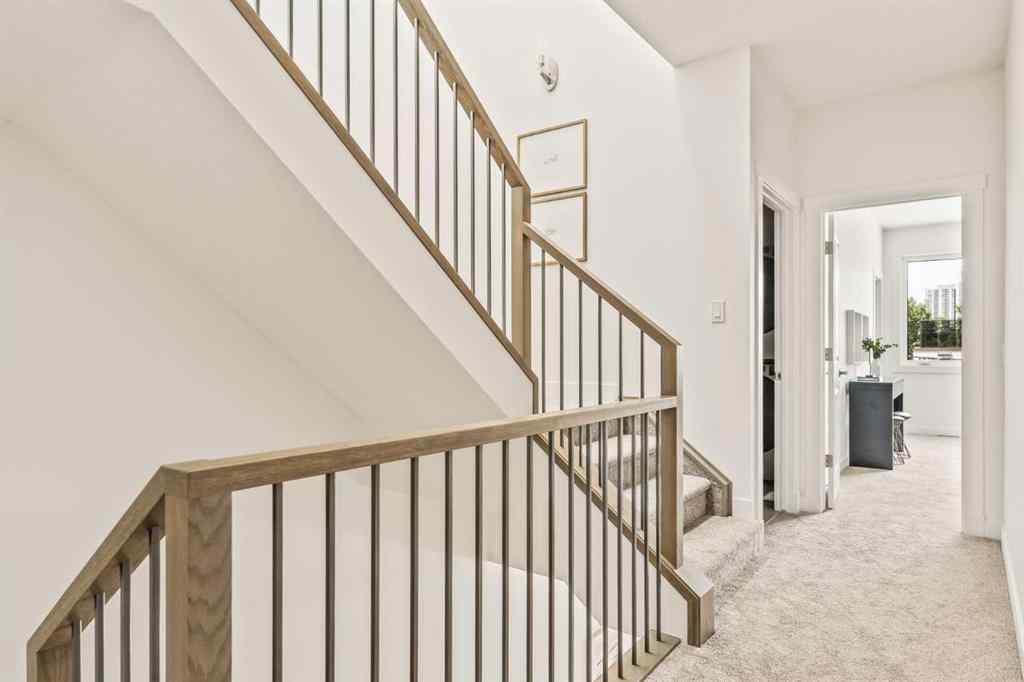 MLS® A2222843 - 27 Sovereign Heights SW in Shaganappi Calgary, Residential