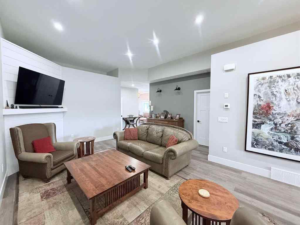 MLS® A2222862 - 10641 66 Avenue  in Stone Ridge Grande Prairie, Residential