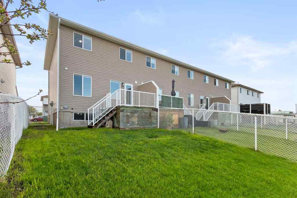 MLS® A2222863 - Unit #6 2002 22 Avenue  in NONE Bowden, Residential