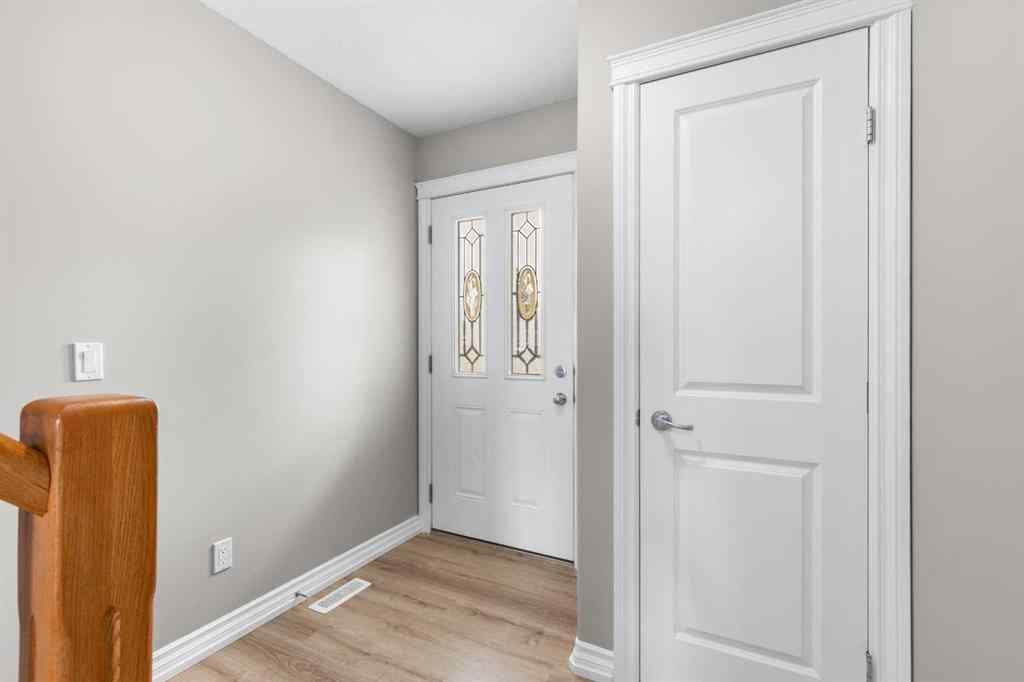 MLS® A2222863 - Unit #6 2002 22 Avenue  in NONE Bowden, Residential