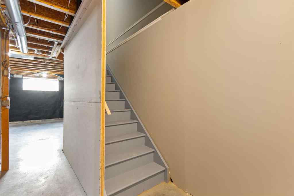 MLS® A2222863 - Unit #6 2002 22 Avenue  in NONE Bowden, Residential
