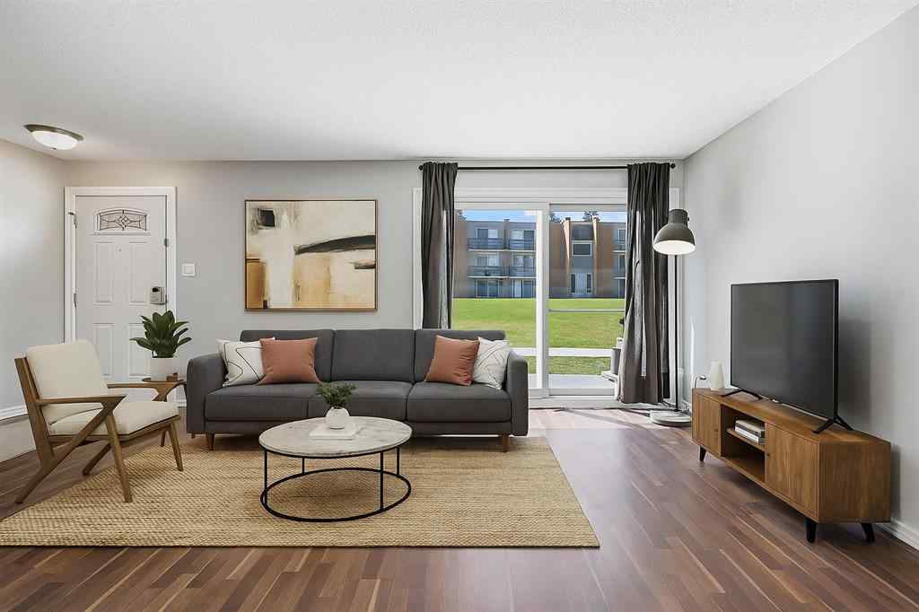 MLS® A2222887 - 3507 43 Street SW in Glenbrook Calgary, Residential