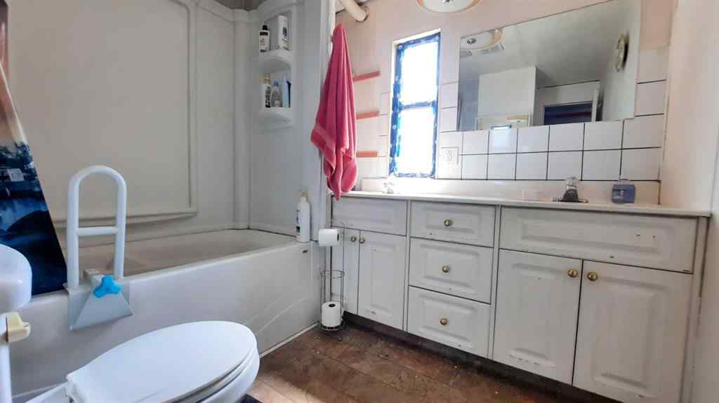 MLS® A2222958 - 49 Greenwood Villa  in Newcastle Drumheller, Mobile