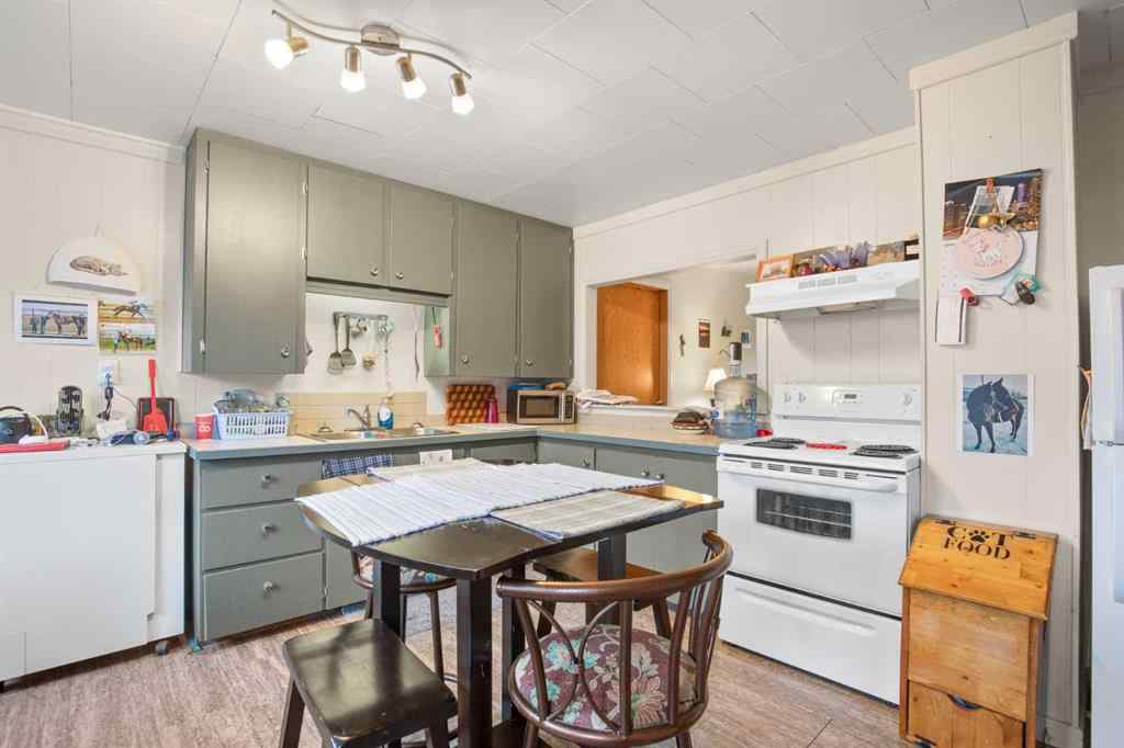 MLS® A2222959 - Unit #1-4 4906 50 Street  in NONE Rimbey, Commercial