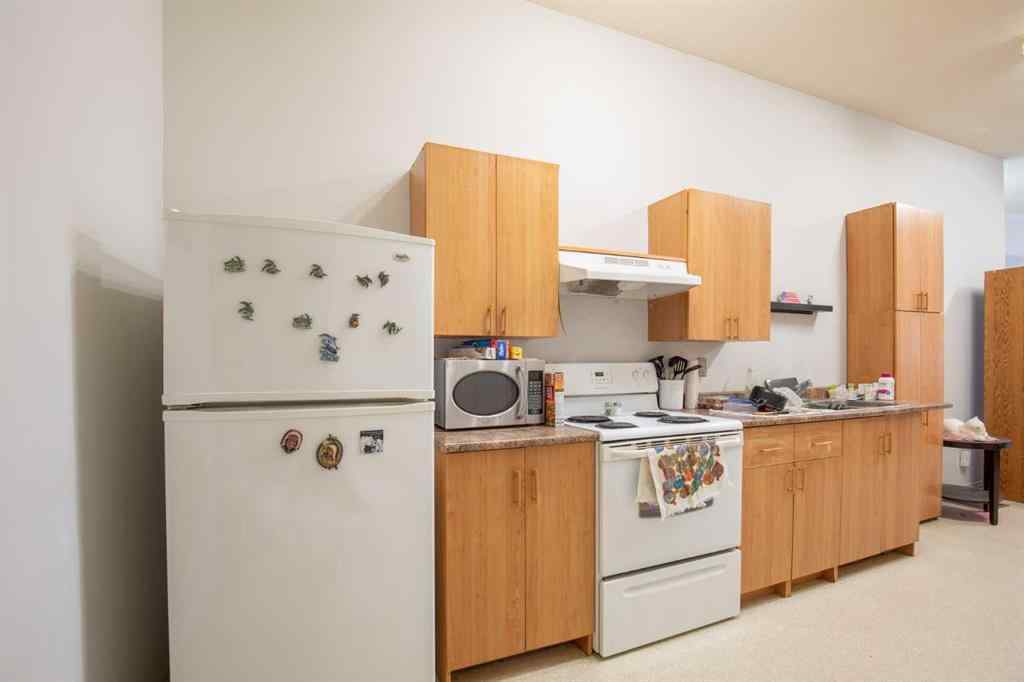 MLS® A2222959 - Unit #1-4 4906 50 Street  in NONE Rimbey, Commercial