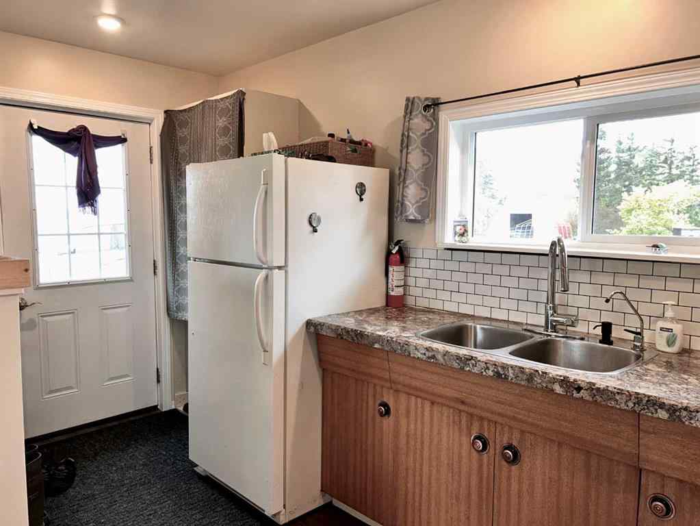 MLS® A2222963 - 514004 Range Road 41   in NONE Rural Vermilion River, County of, Residential