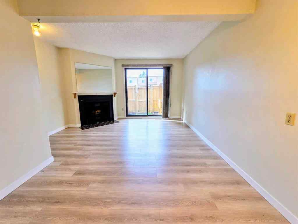 MLS® A2222983 - Unit #76 2511 38 Street NE in Rundle Calgary, Residential