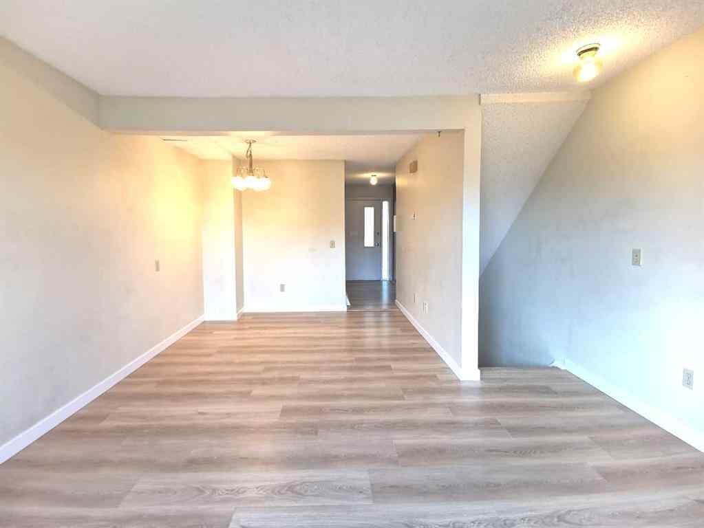 MLS® A2222983 - Unit #76 2511 38 Street NE in Rundle Calgary, Residential