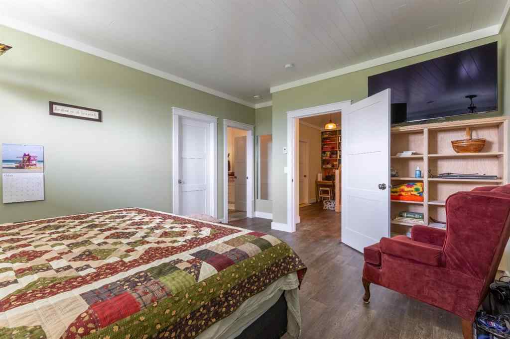 MLS® A2223013 - 42015 RR280   in NONE Hill Spring, Residential