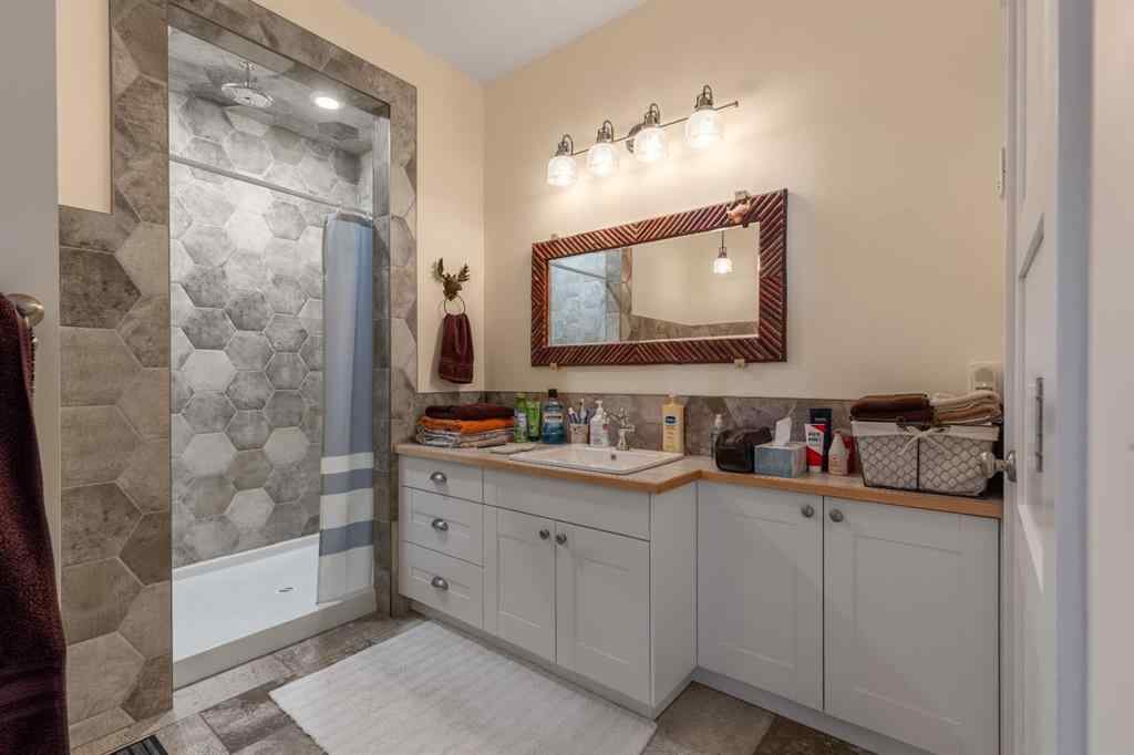 MLS® A2223013 - 42015 RR280   in NONE Hill Spring, Residential