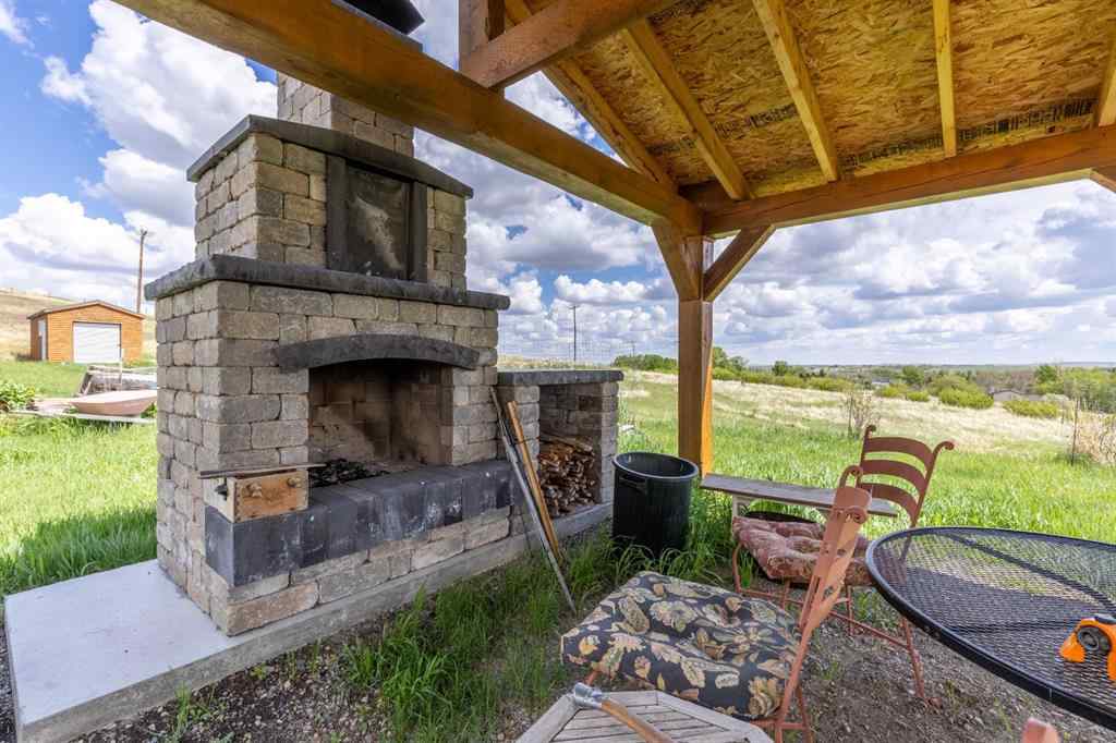 MLS® A2223013 - 42015 RR280   in NONE Hill Spring, Residential