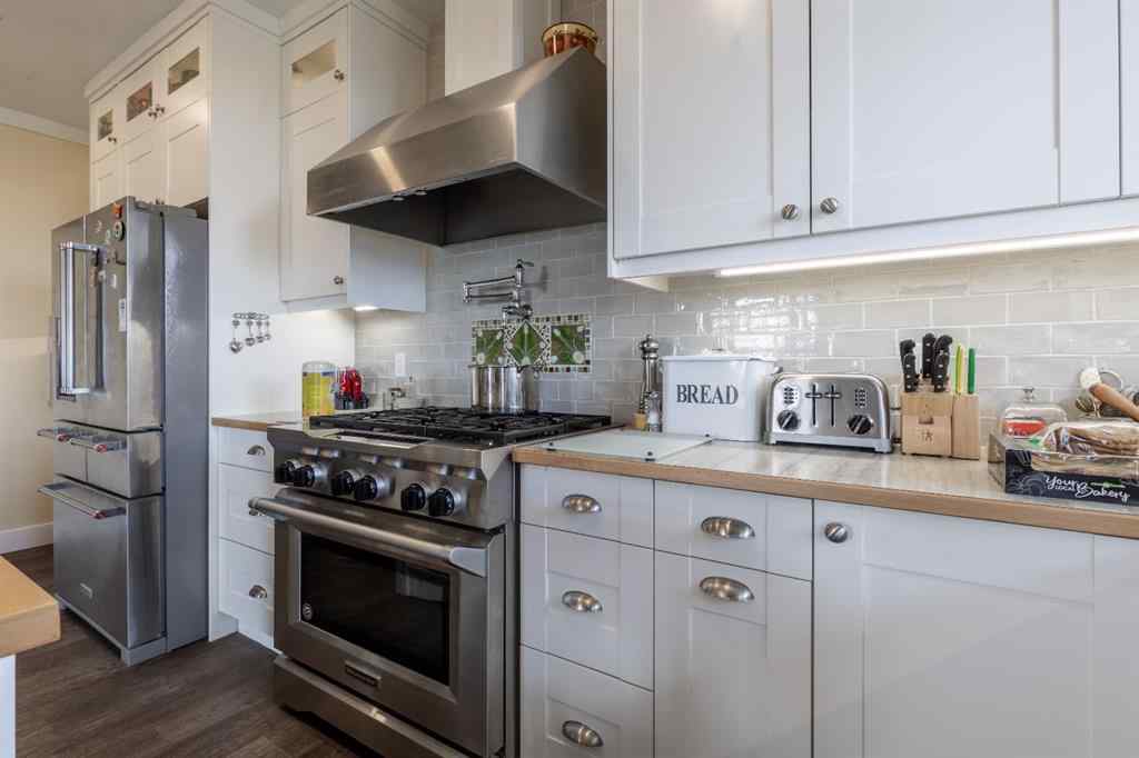 MLS® A2223013 - 42015 RR280   in NONE Hill Spring, Residential