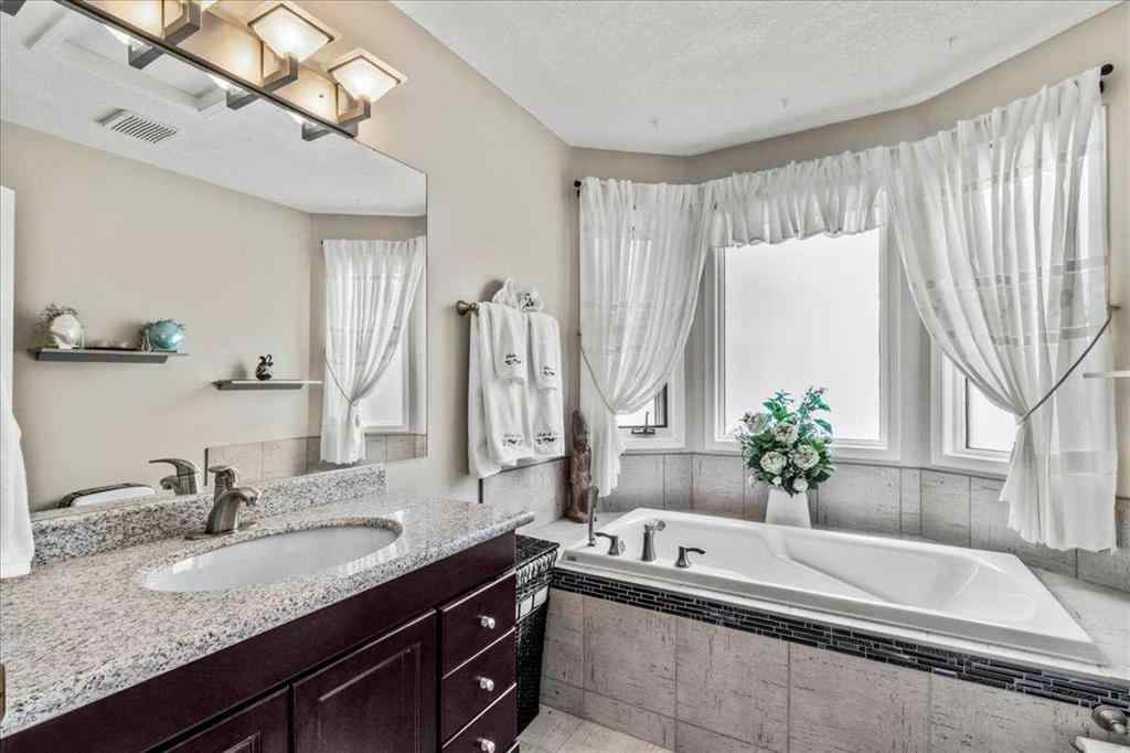 MLS® A2223014 - 60 Abbeydale Villas NE in Abbeydale Calgary, Residential
