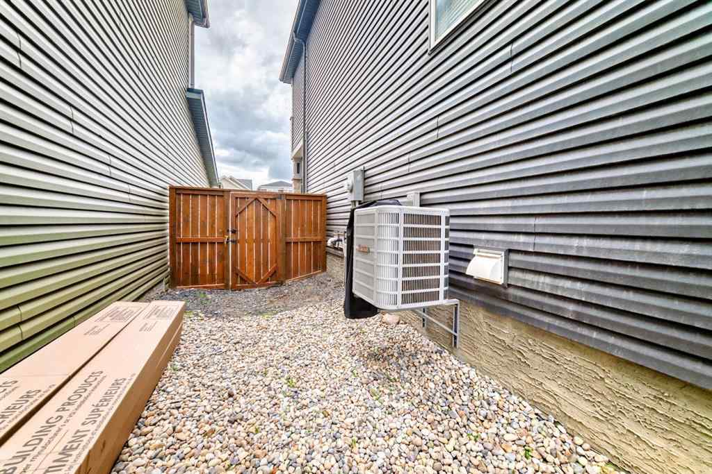 MLS® A2223029 - 163 Evanscrest Way NW in Evanston Calgary, Residential