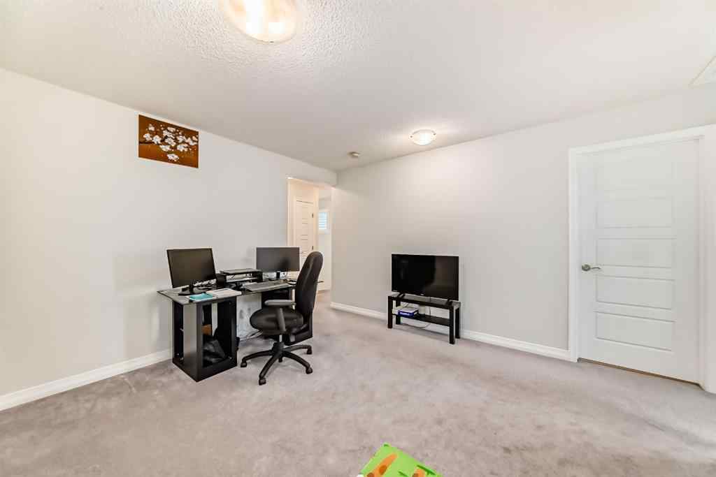 MLS® A2223029 - 163 Evanscrest Way NW in Evanston Calgary, Residential