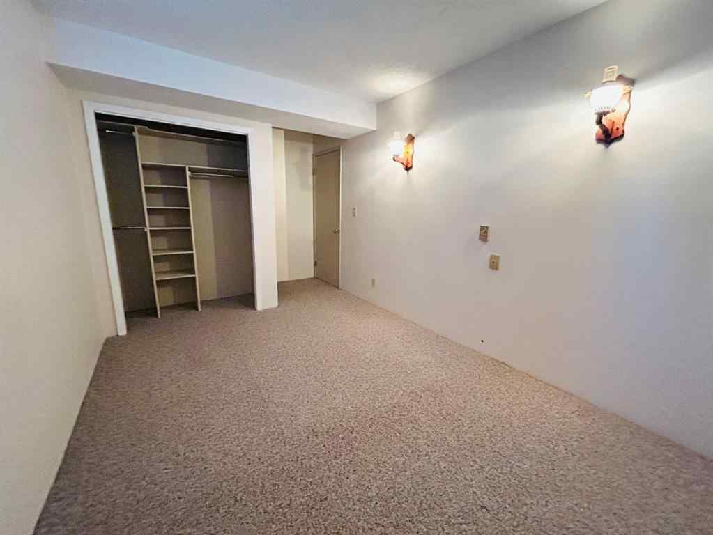 MLS® A2223032 - 202 7 Avenue E in NONE Oyen, Residential