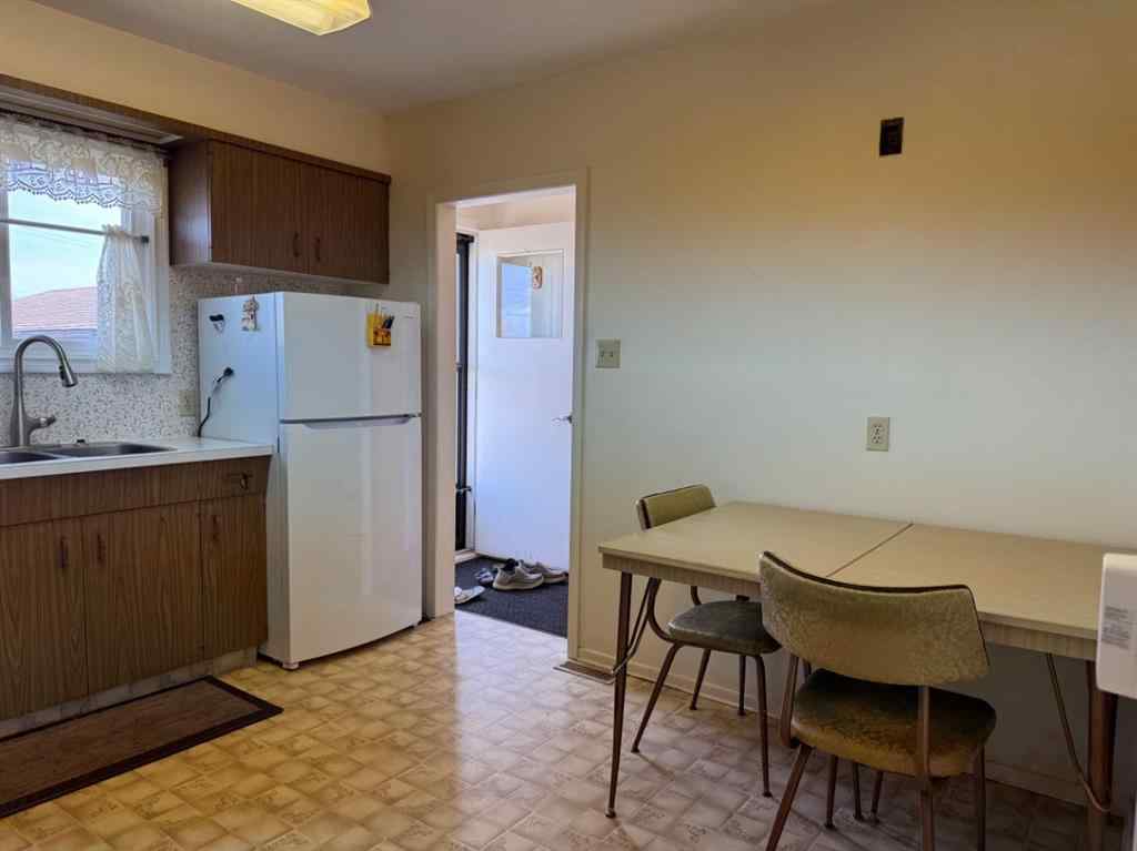 MLS® A2223033 - 928 4th Avenue   in NONE Hines Creek, Residential