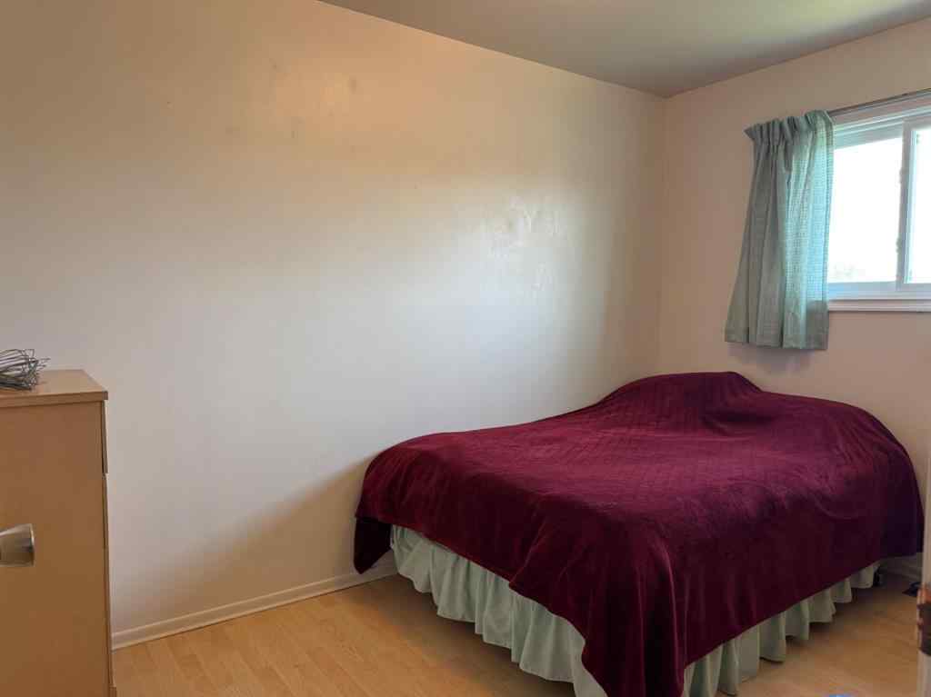 MLS® A2223033 - 928 4th Avenue   in NONE Hines Creek, Residential