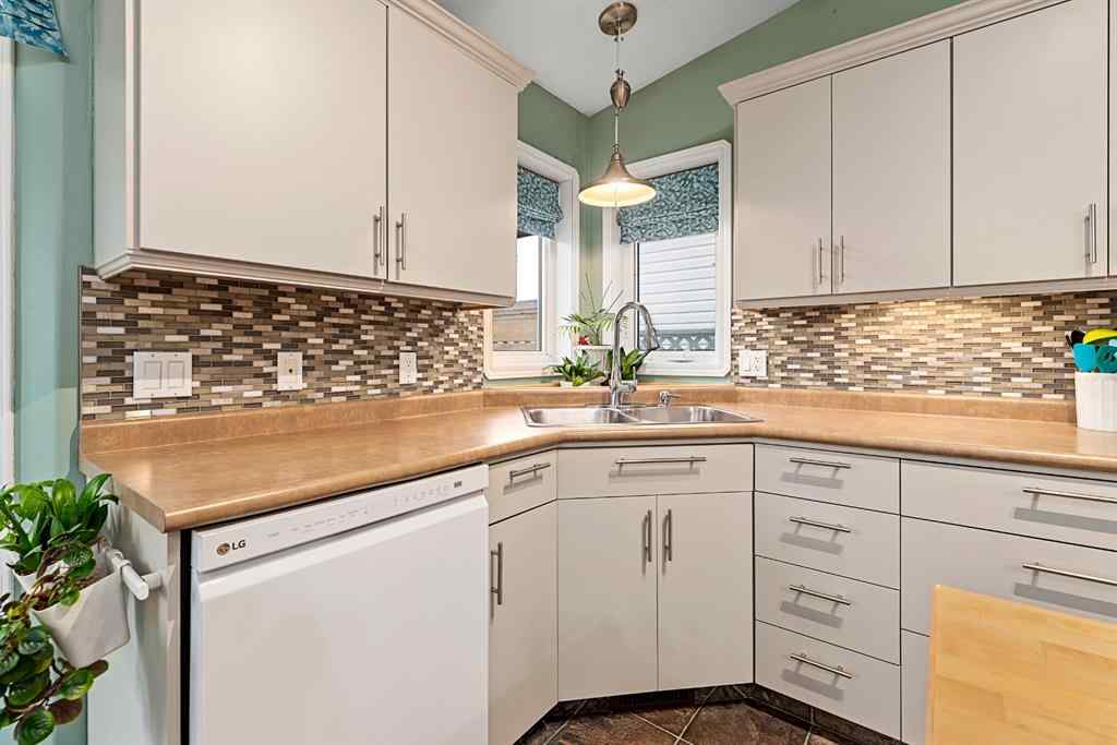 MLS® A2223076 - 5914 41 Street  in West Lloydminster Lloydminster, Residential