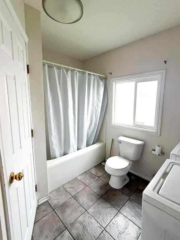 MLS® A2223119 - 4931 49 Street  in NONE Hardisty, Residential