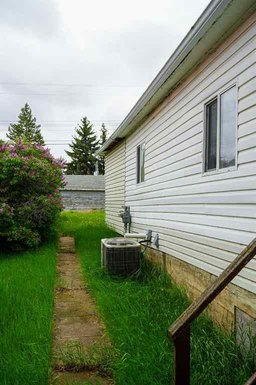 MLS® A2223119 - 4931 49 Street  in NONE Hardisty, Residential