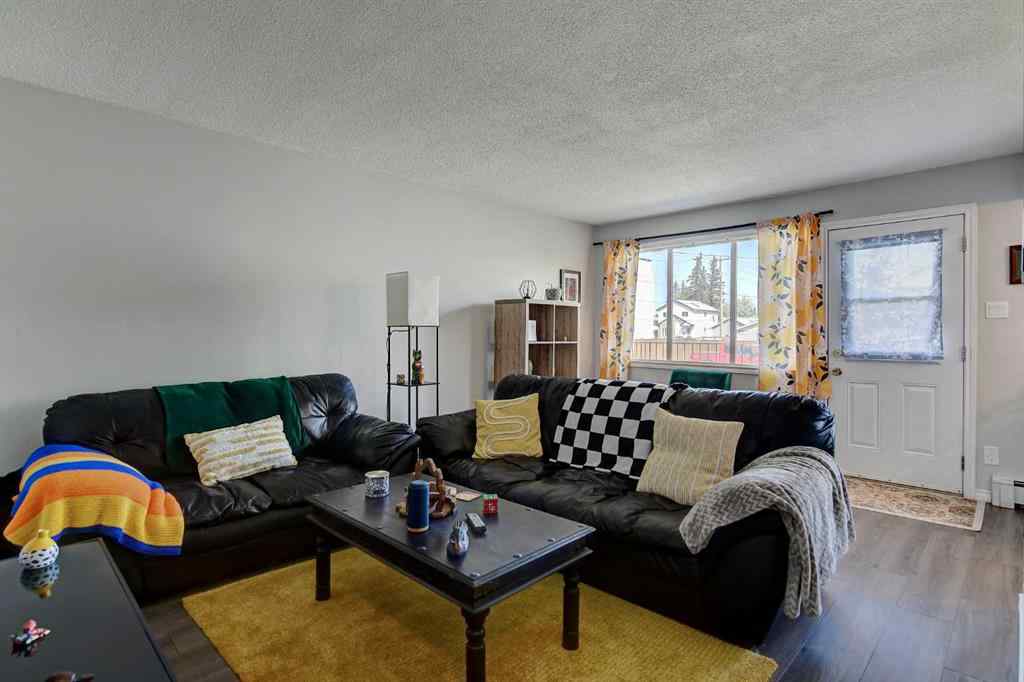 MLS® A2223148 - 10204 106 Avenue  in Avondale Grande Prairie, Commercial