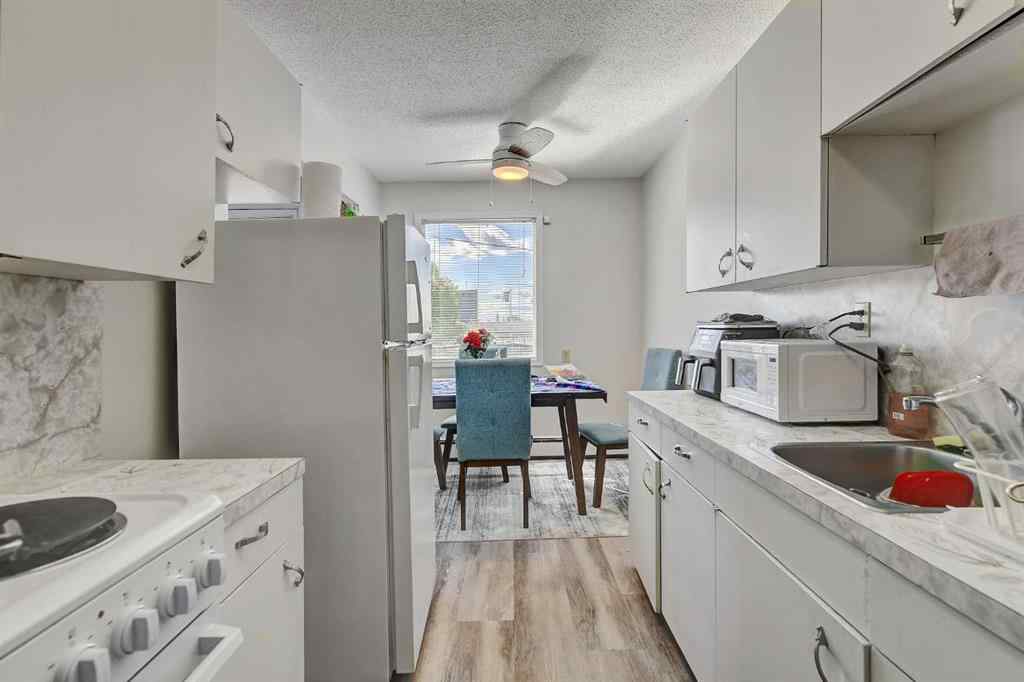 MLS® A2223148 - 10204 106 Avenue  in Avondale Grande Prairie, Commercial
