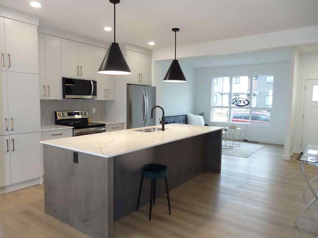 MLS® A2223163 - 30 Inglis Crescent  in Iron Gate Sylvan Lake, Residential