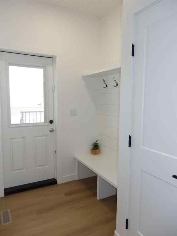 MLS® A2223163 - 30 Inglis Crescent  in Iron Gate Sylvan Lake, Residential