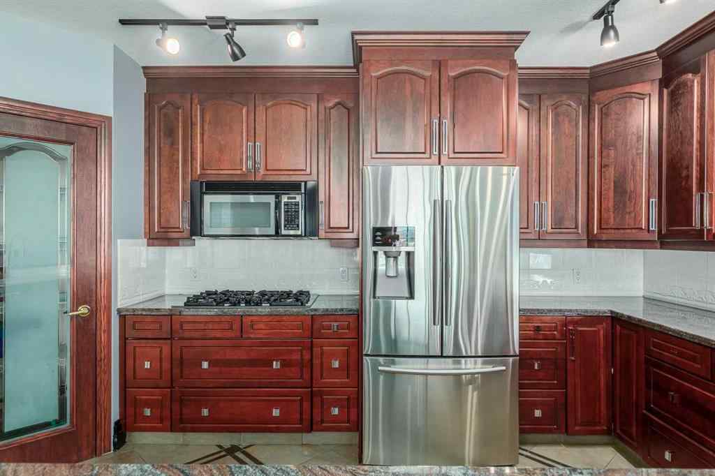 MLS® A2223213 - Unit #1401 837 2 Avenue SW in Eau Claire Calgary, Residential