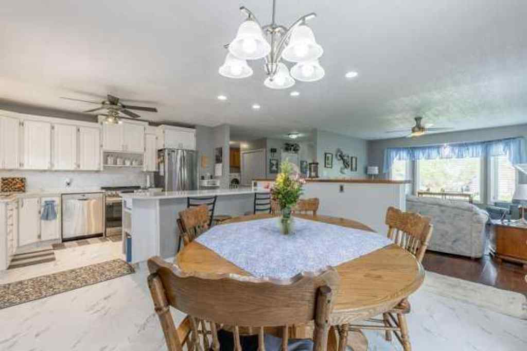 MLS® A2223238 - 135 5 Street W in NONE Cardston, Residential