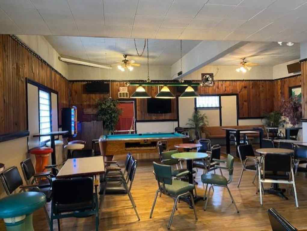 MLS® A2223260 - Unit #123 Main Street   in Kinsella Kinsella, Commercial