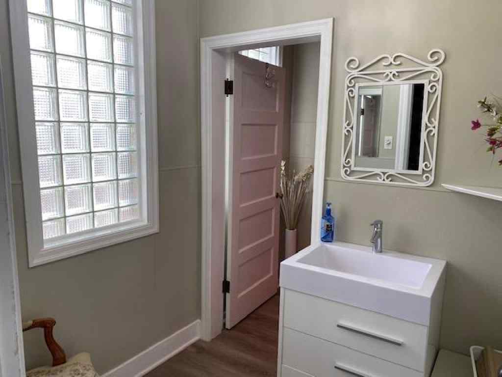 MLS® A2223260 - Unit #123 Main Street   in Kinsella Kinsella, Commercial
