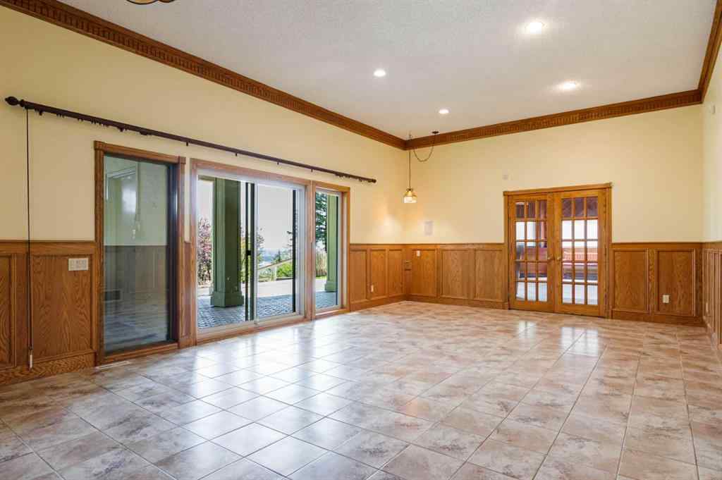 MLS® A2223272 - 38 Patterson Drive SW in Patterson Calgary, Residential