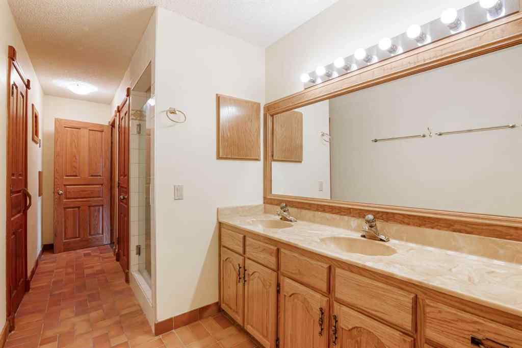 MLS® A2223272 - 38 Patterson Drive SW in Patterson Calgary, Residential